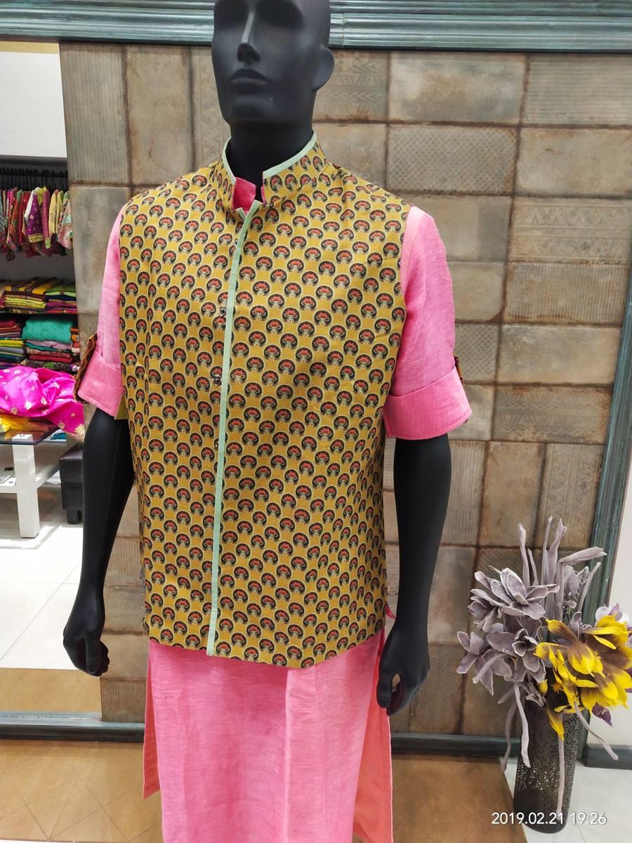 Safed Resham Mens Kurta